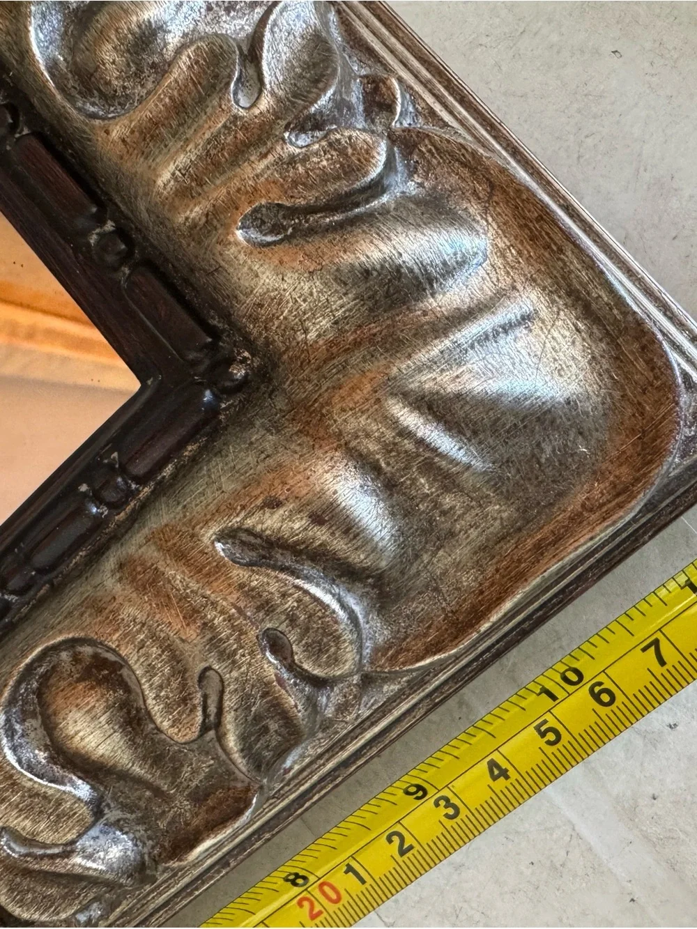 1998 Vintage Bombay Company Ornate Molded Dark Brown Decorative Wall Mirror